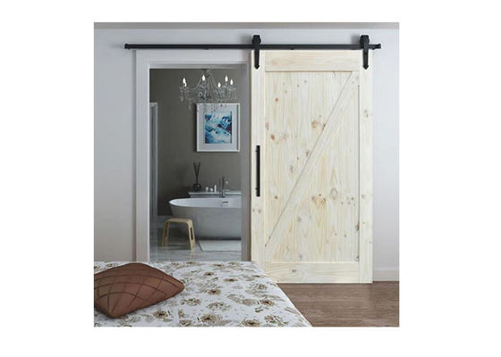 Hardware per porte scorrevoli interne della stalla con finitura abbinata ai binari
