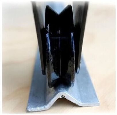 30ft 10f 12ft 18ft hanno invertito la pista d'acciaio galvanizzata di V per l'apri del portone di scivolamento