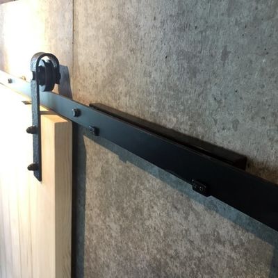 Accessorio vicino molle di remissione della mobilia del meccanismo degli scorrevoli dell'ammortizzatore del portello scorrevole