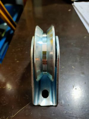 Ruota bianca/gialla 2&quot; del portone di scivolamento dello zinco scanalatura del ferro V Y U
